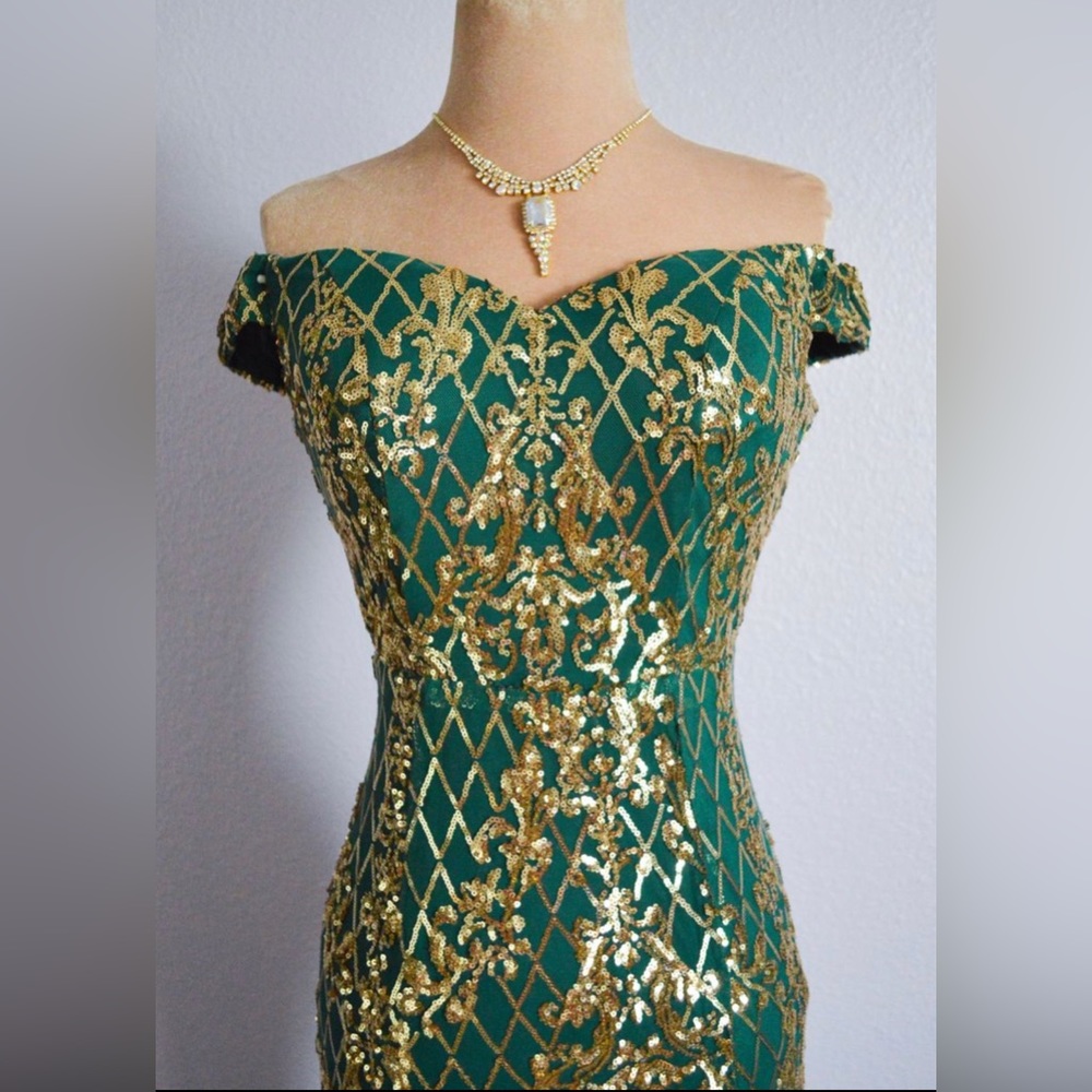 Prom 2025 Holiday Green Gold Long Formal Pageant Sequin Evening Gown Dress S 4/6